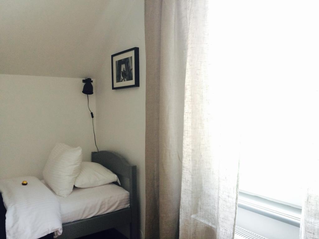 2 Balozi Hotel Kuldiga Ngoại thất bức ảnh